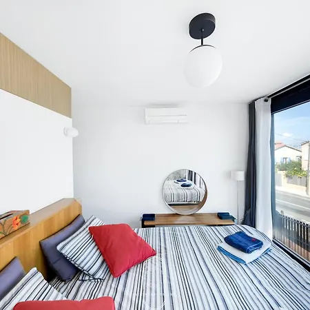 Exceptionnel Vue 360 Degres Roof Vue Clim Wifi Parking By Hc * Hyeres